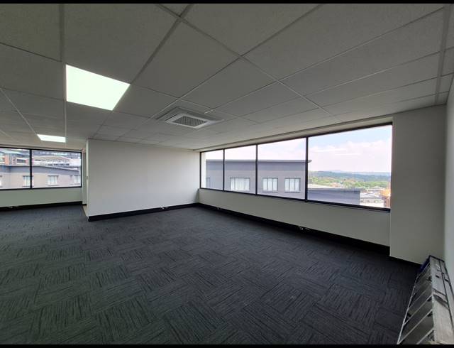 194M² OFFICE TO LET IN SANDOWN